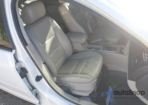 2008 Ford Fusion Se z USA, uszkodzony, nr VIN 3FAHP07Z58R217029